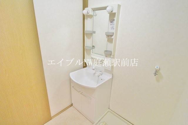  ファミール神宮寺