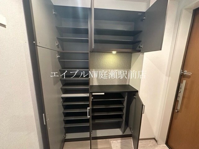  ロイヤルウイング