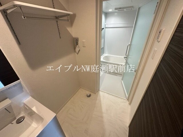  ロイヤルウイング