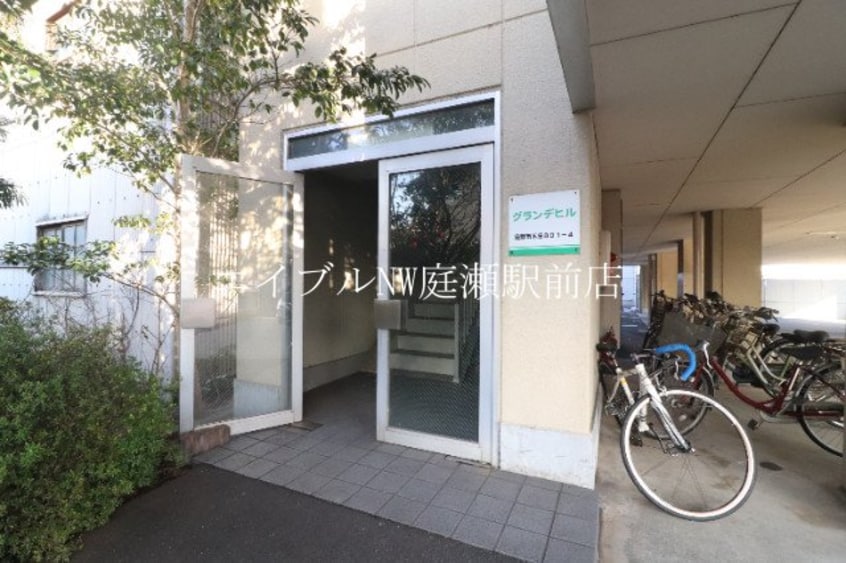 駐車場 グランデヒル