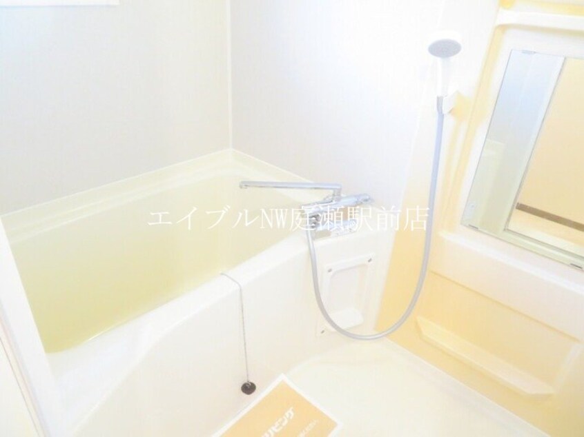  コニファーガーデン　１棟