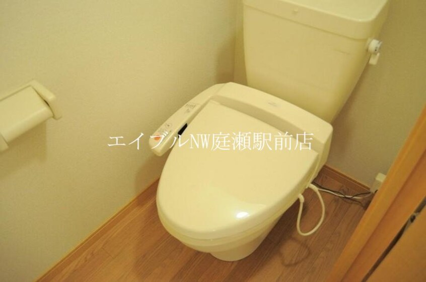  レオパレスピュア高松