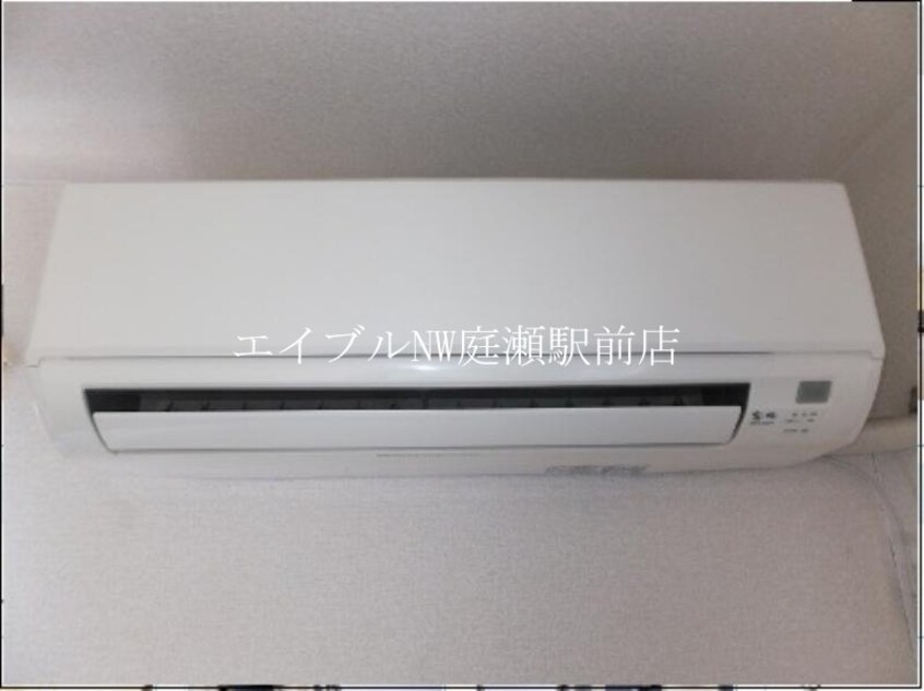  レオパレスピュア高松