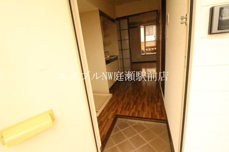 玄関 ロマーナ中庄