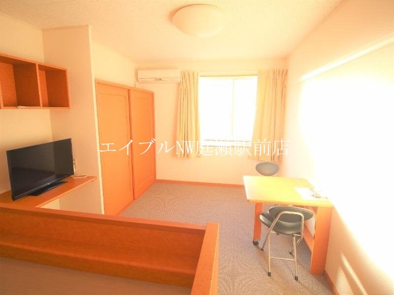  レオパレスアイボリーＤ