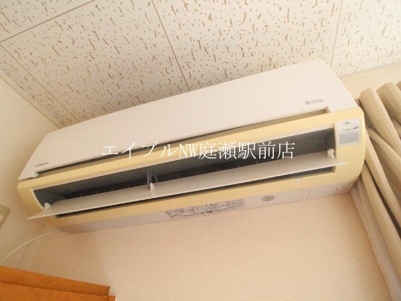  レオパレスアイボリーＤ