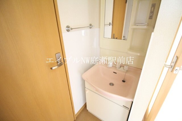  ルミナス・コート