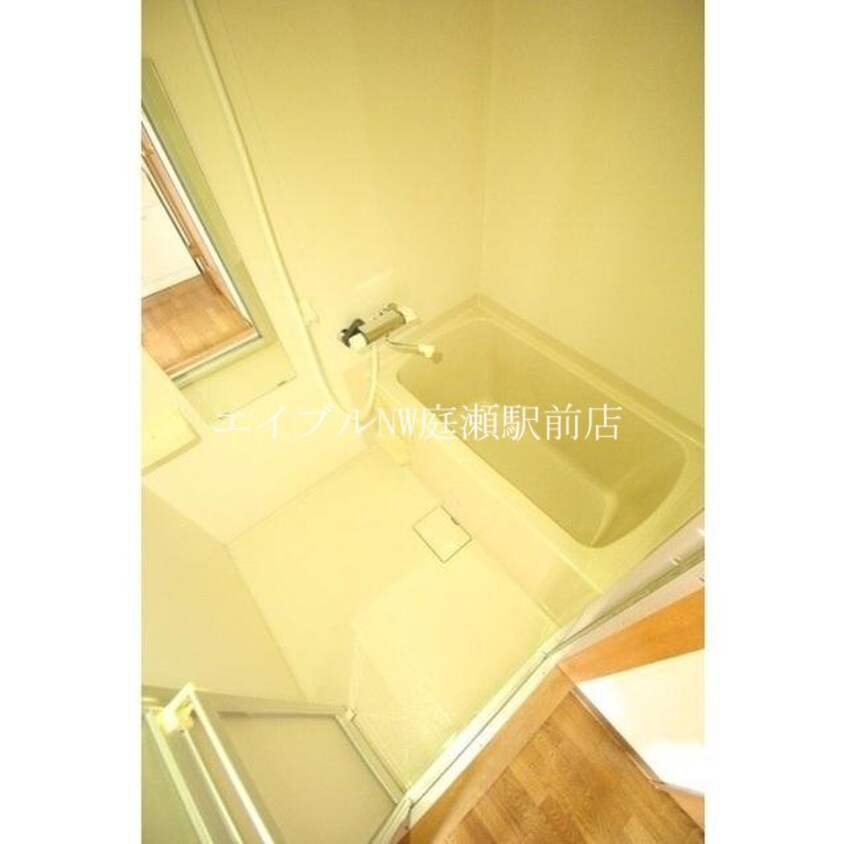  フローリス横井