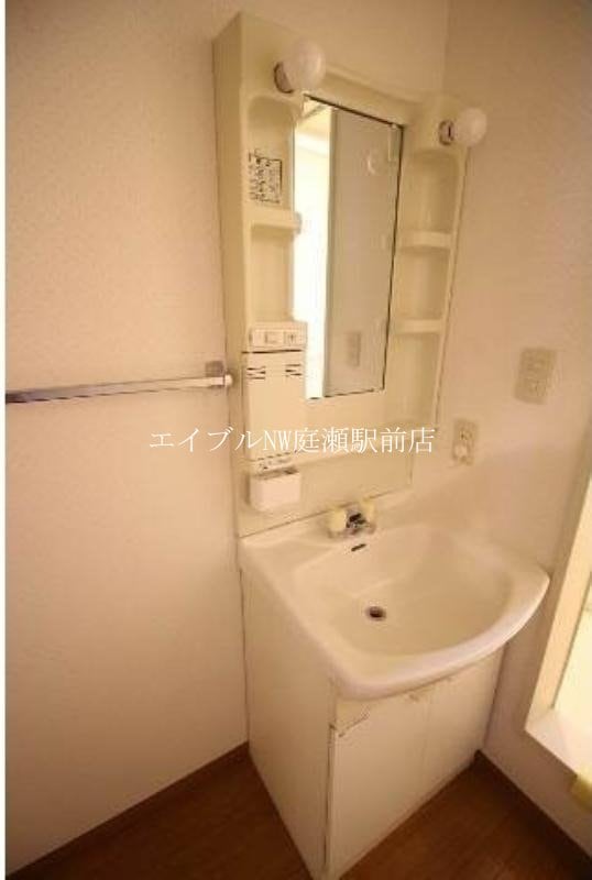  クリスタルパレス　Ｂ