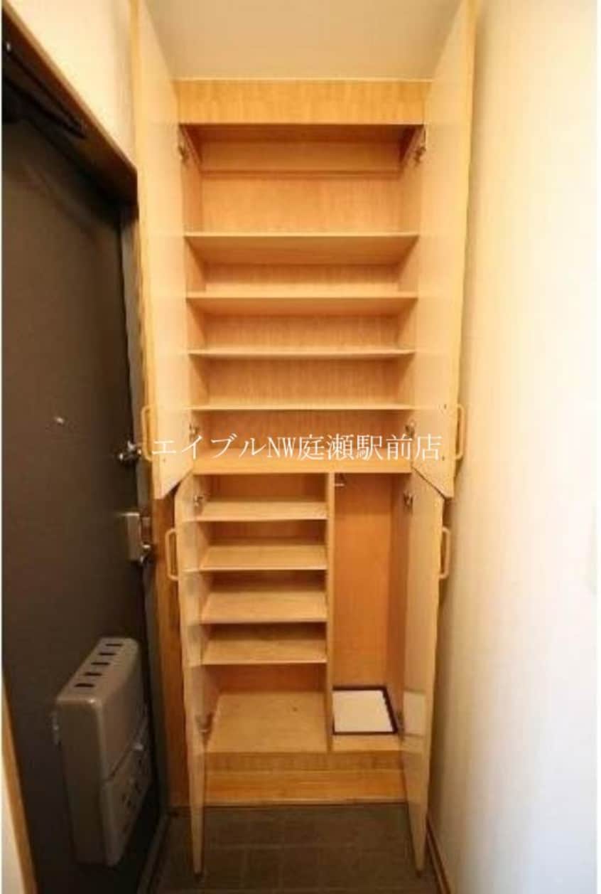  クリスタルパレス　Ｂ