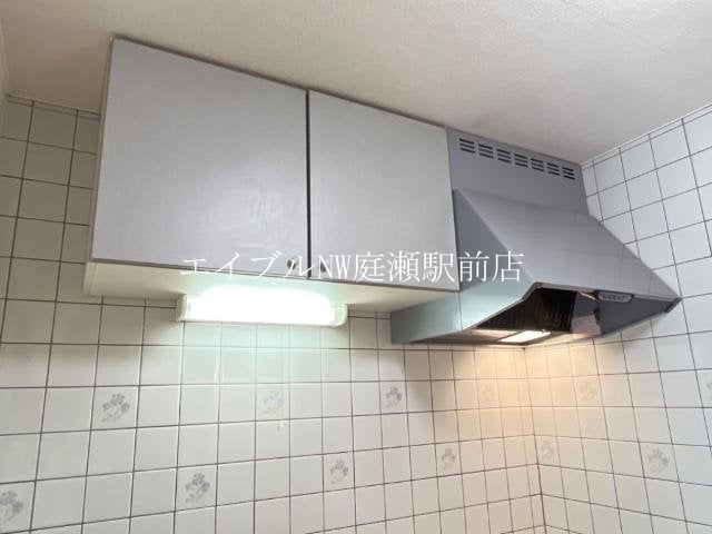 吊戸棚 グランチェスタⅡ