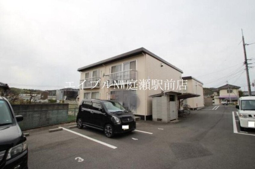  ファミール桃の郷　Ｂ棟