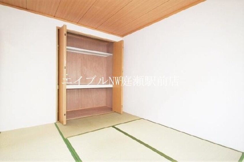  ファミール桃の郷　Ｂ棟