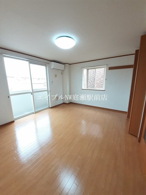  ルミエール２１