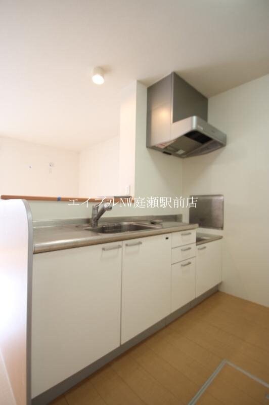  モダンコート鳴下B棟