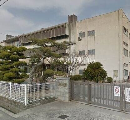 総社市立総社小学校(小学校)まで1122m アメニティー総社