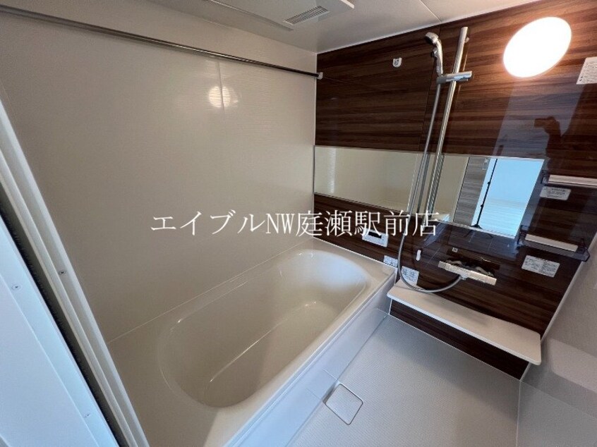  プラティアテトラ