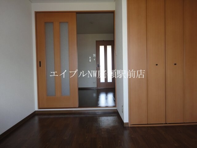 洋室からダイニング ハピネスＫ２番館