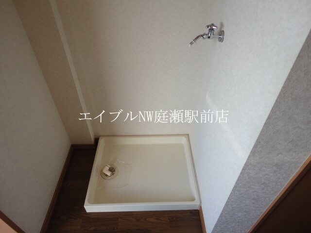 洗濯機置き場 ハピネスＫ２番館