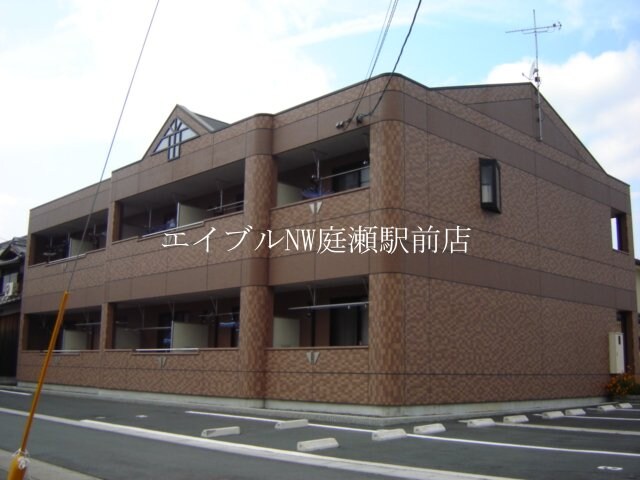  ピアッツア紗梨