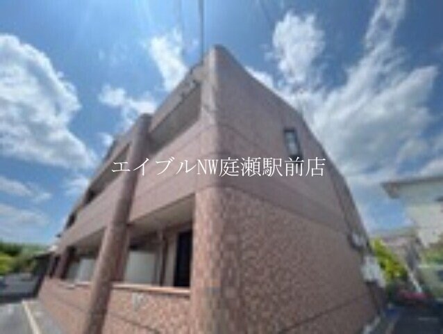  ピアッツア紗梨