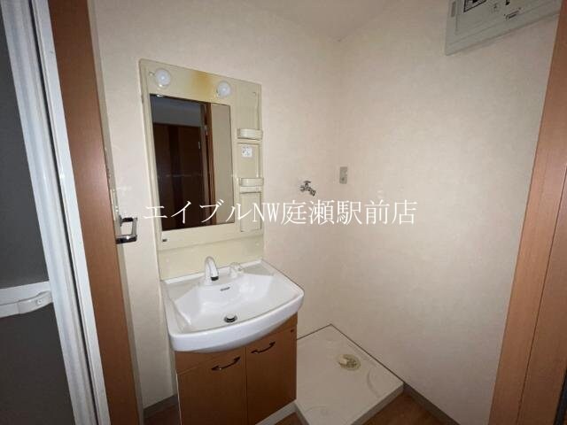  ピアッツア紗梨