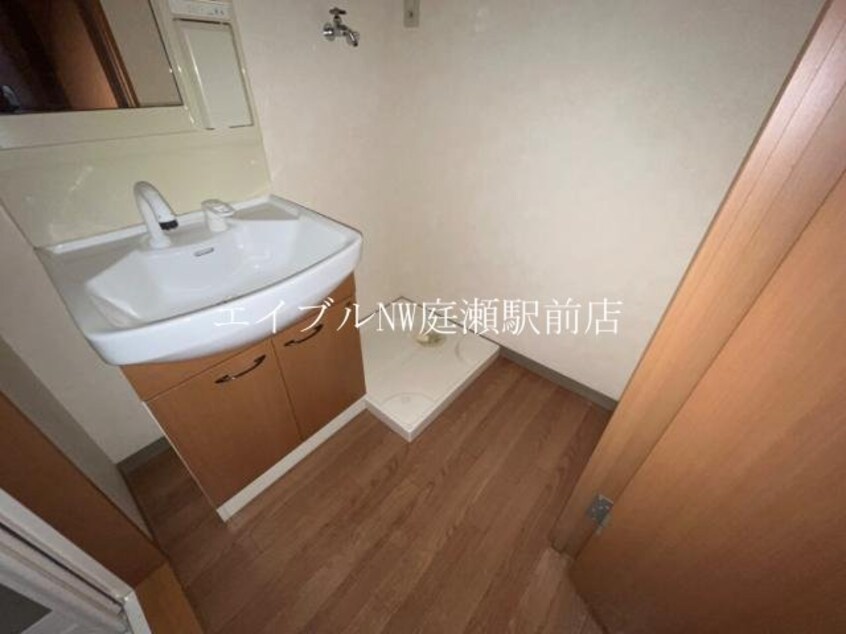  ピアッツア紗梨