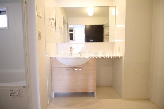 洗面所 オズ　パディ