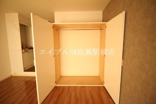 収納 中庄ルミエール