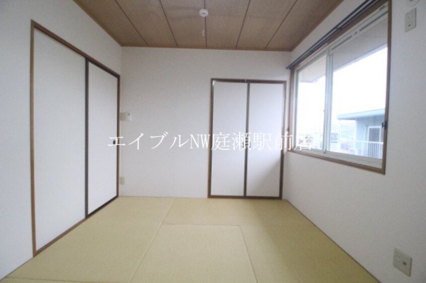  ロイヤルハイツ