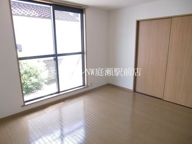  コーポラス板野　Ｂ