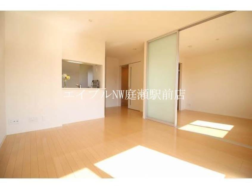 リビング グランマストティアラ　Ｂ棟