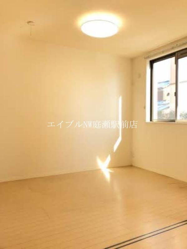 寝室 ラ・ルミエール　エスト