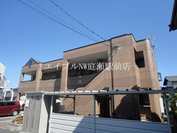 外観写真（昼）