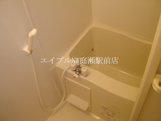 バス／シャワールーム等 アストラディープ