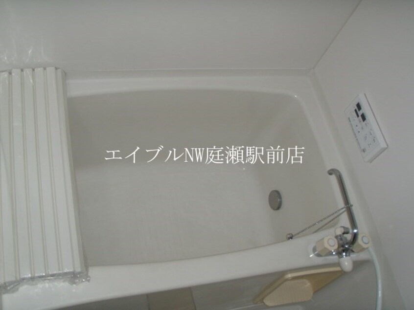  サンパティーク　B