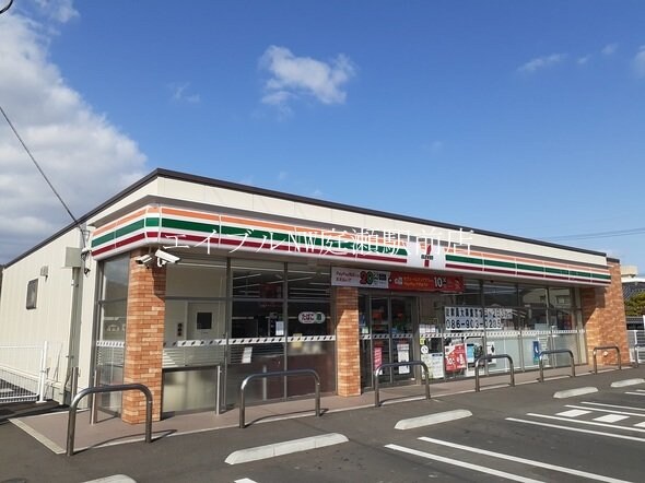 セブンイレブン岡山東花尻店(コンビニ)まで110m ニューシティＭＹ