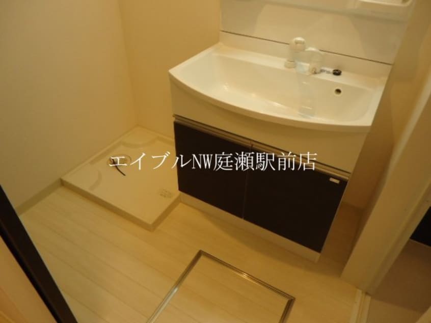 洗濯機置場 コンテンポラリースクエア