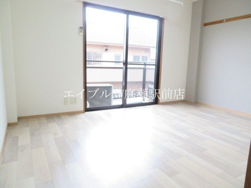  セジュールアレイ　B棟