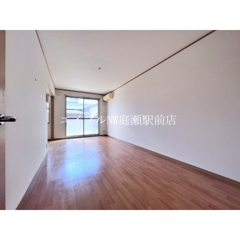  ヴィラ　ジャスティス　C