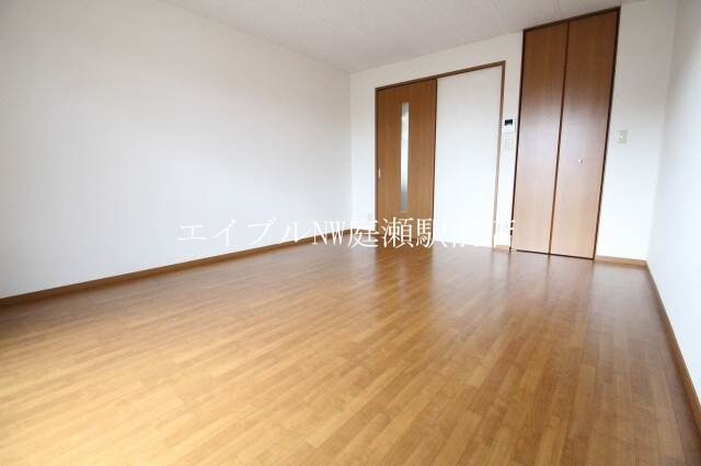 洋室 カフェテリアワケⅢ