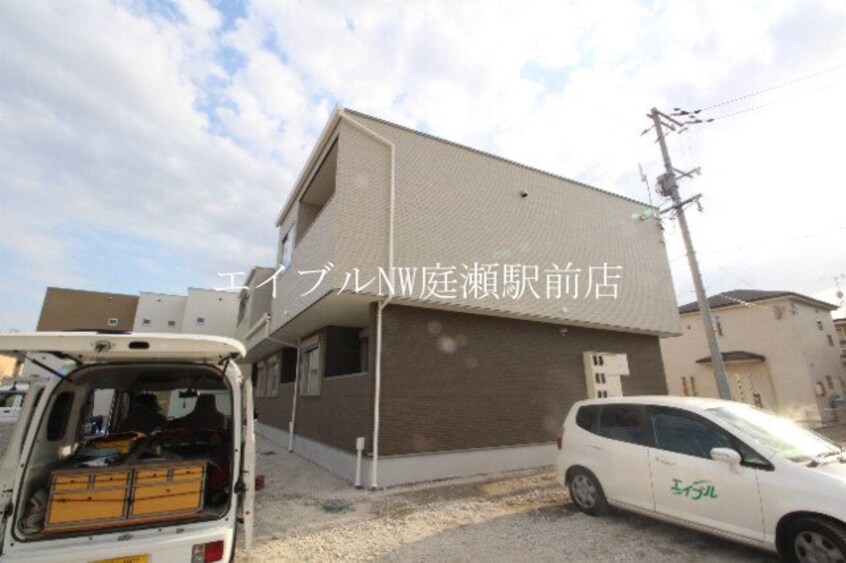  プティーシュシュ庭瀬北　北棟