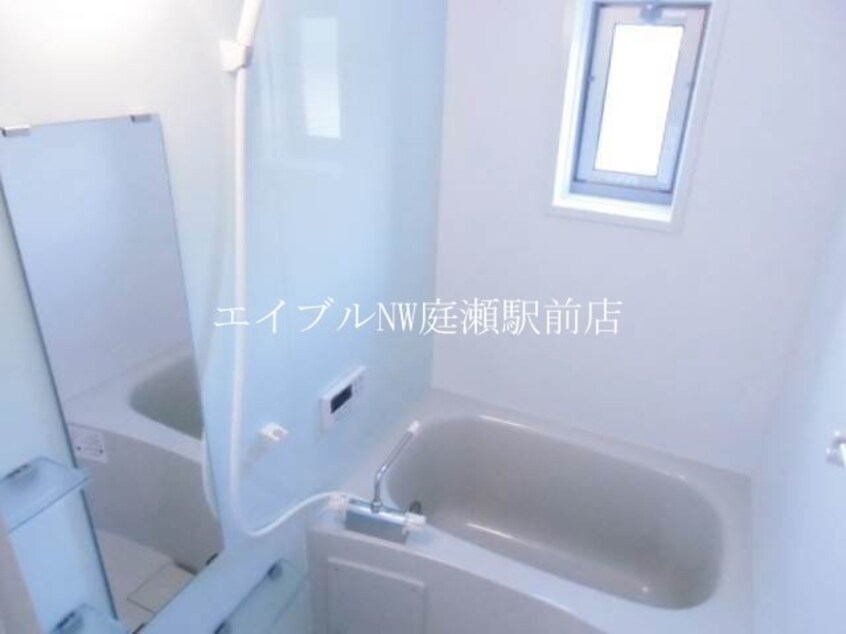  アジュール美和