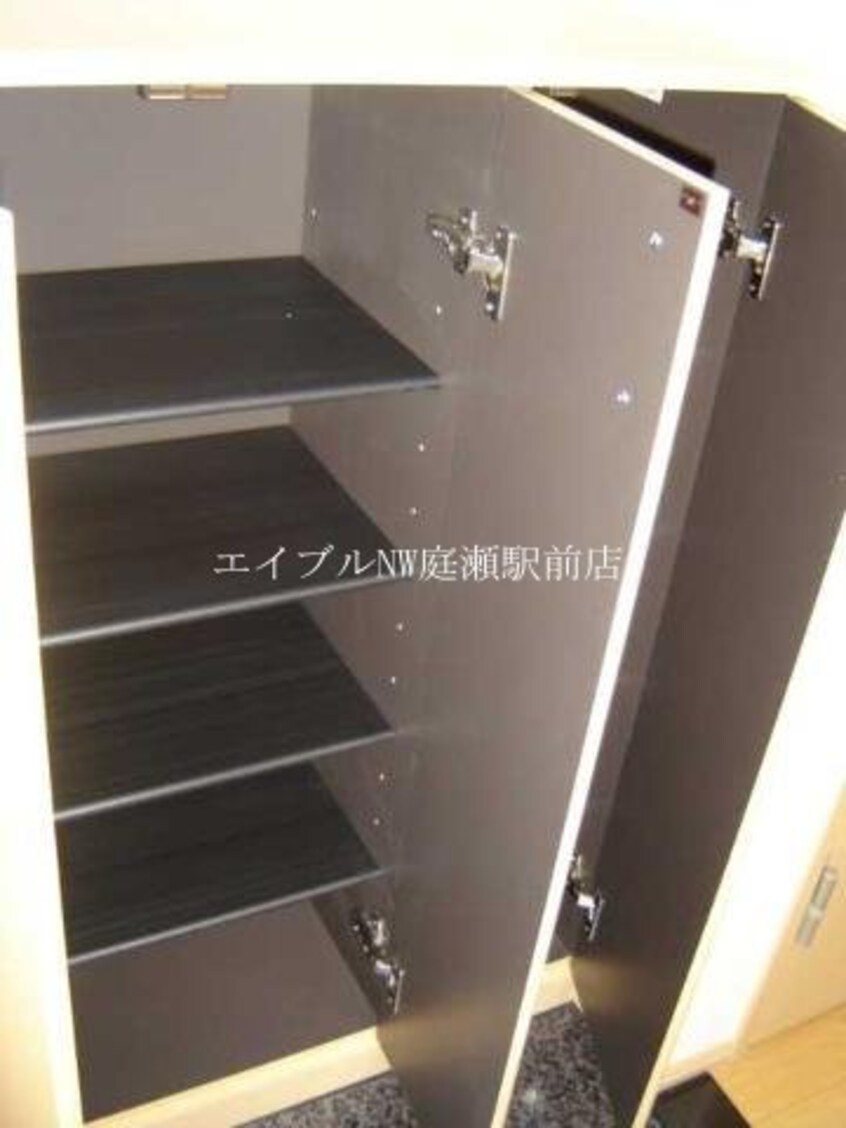 靴箱 ルミナス　コート