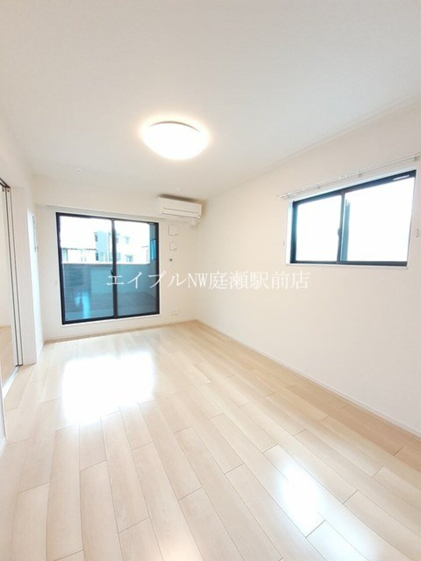  サンシャインヒルズ