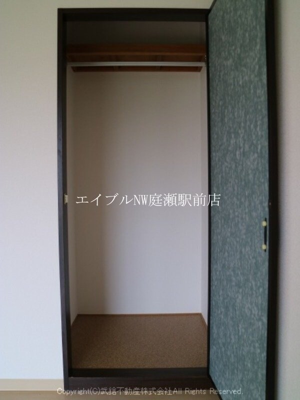  ロイヤルスクエアD