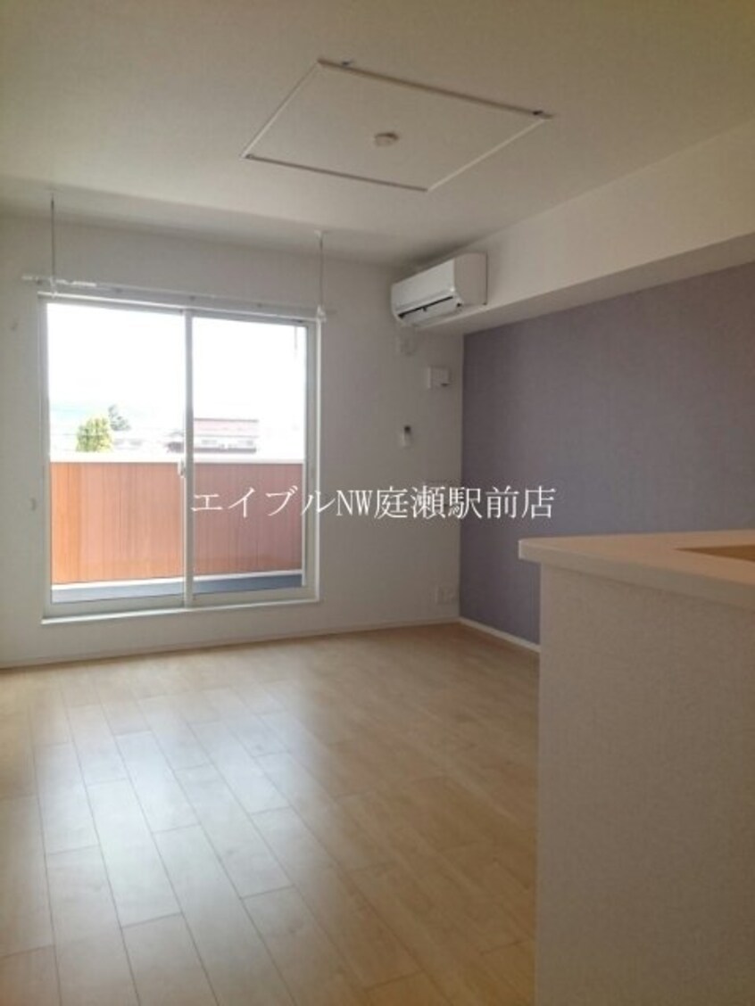  アヴニ－ル・アンジュ