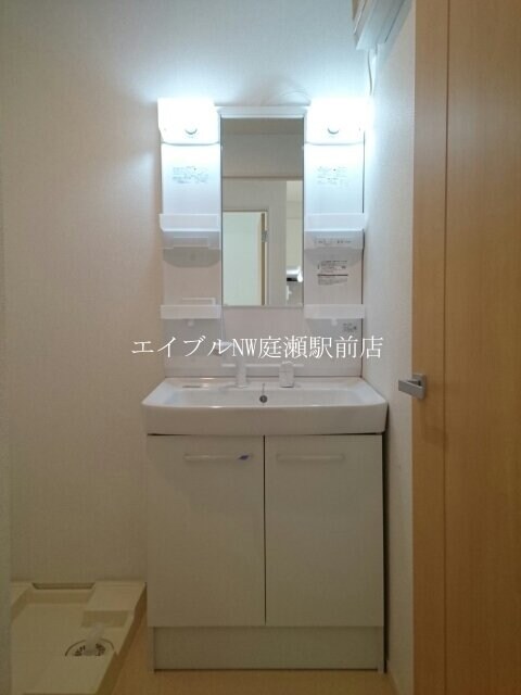  アヴニ－ル・アンジュ