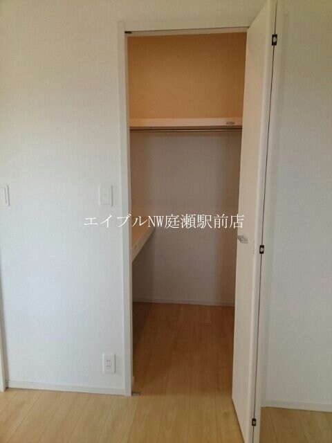  アヴニ－ル・アンジュ