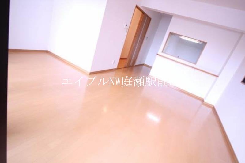  コート・ラベンダー北長瀬